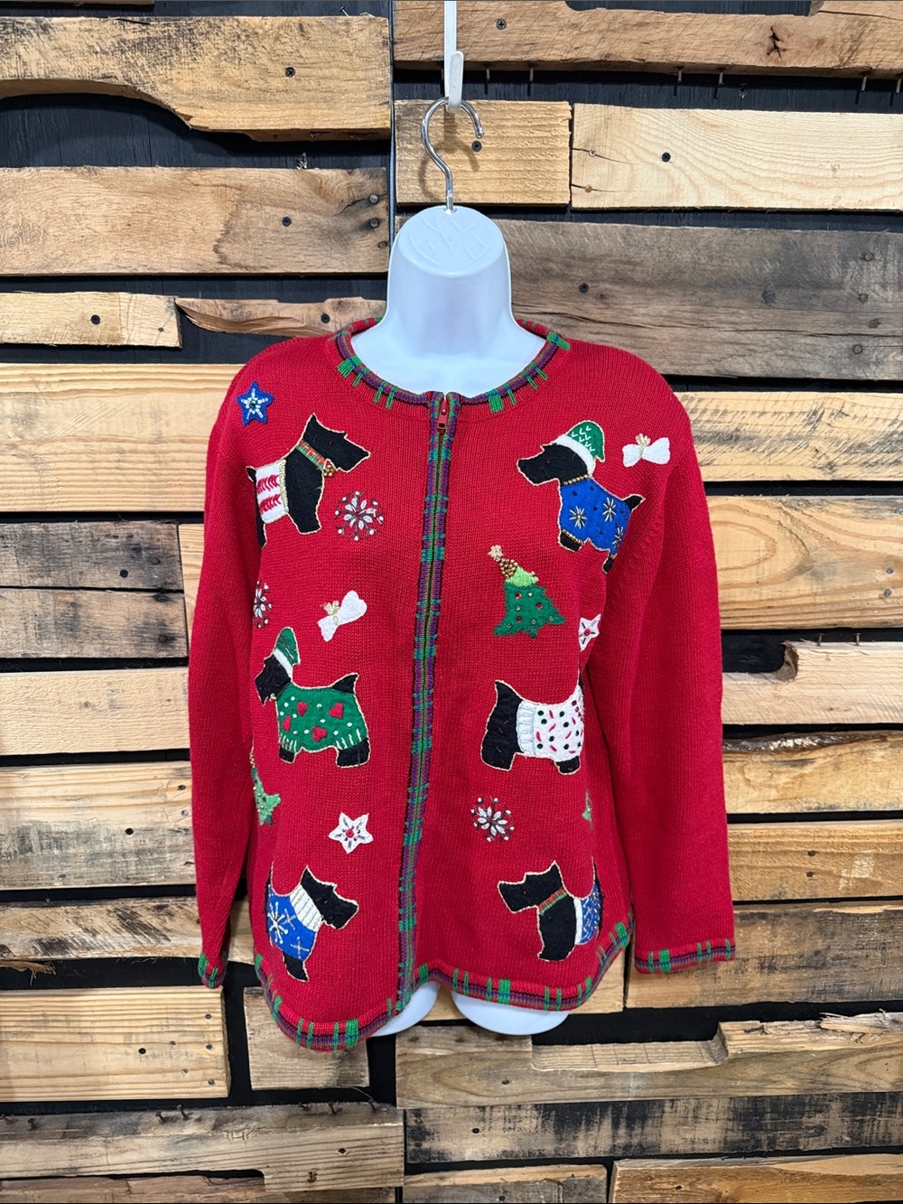Vtg Tiara International Sweater Womens Med Red Scottie Dog
Christmas Cardigan